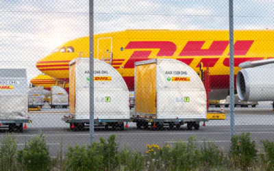 Jak przebiega odprawa celna cargo na lotnisku w Warszawie?